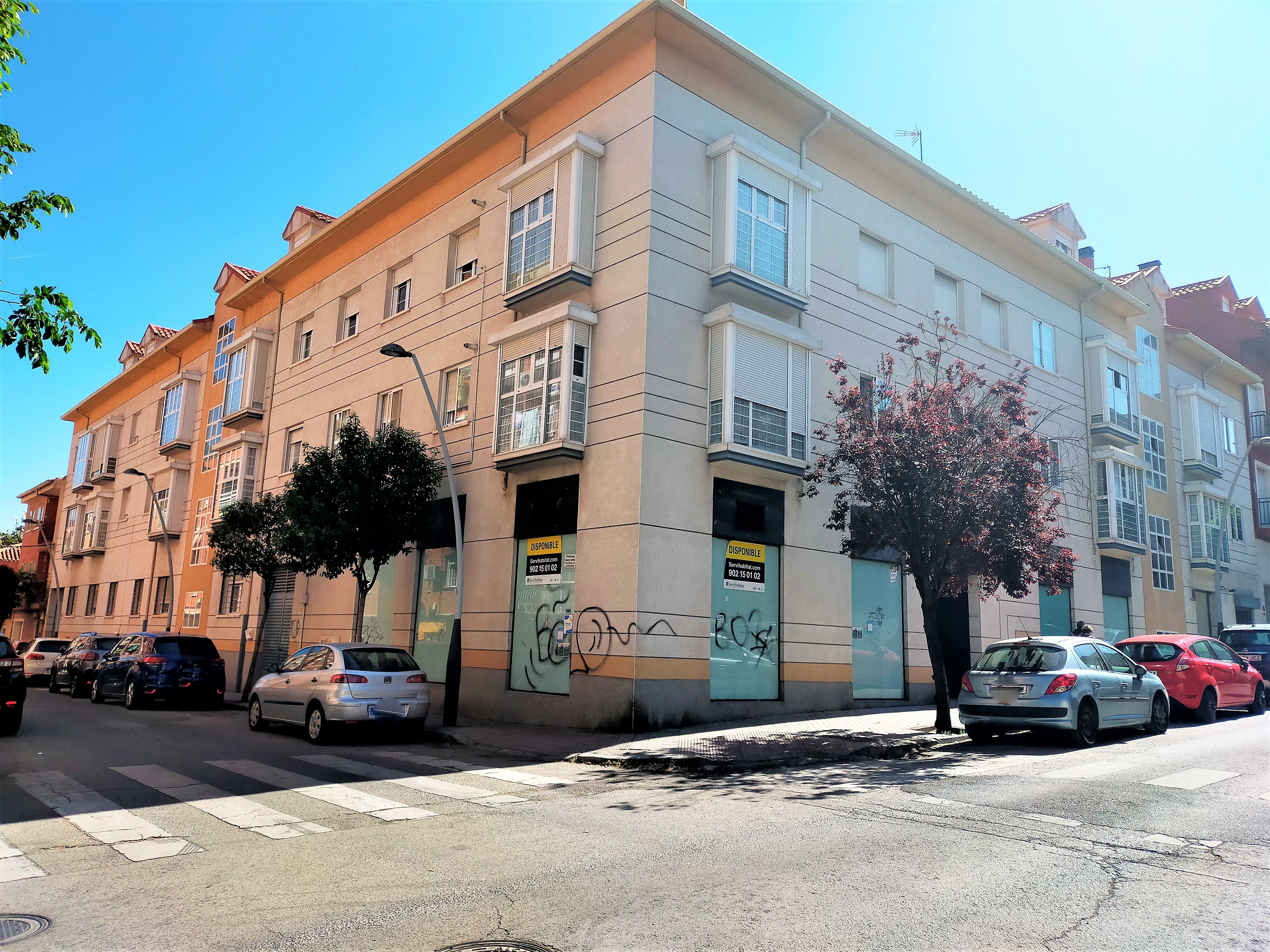 Apartamento con piscina en alquiler